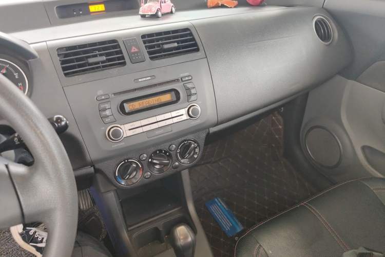 Used Suzuki Swift 2013 1.5L Automatic 20th Anniversary Limited Edition Audio And AC Panel