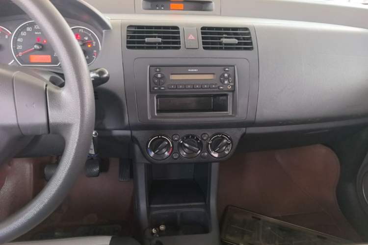 Used Suzuki Swift 2013 1.3L Manual Value Edition Audio And AC Panel