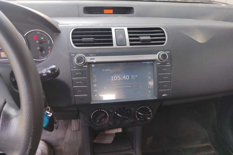 Used Suzuki Swift 2013 1.3L Manual Value Edition Audio And AC Panel