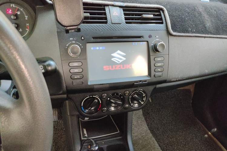 Used Suzuki Swift 2013 1.5L Manual Standard Edition Audio And AC Panel