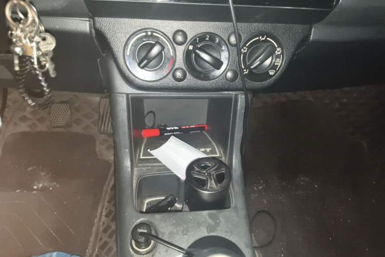Used Suzuki Swift 2013 1.3L Manual Value Edition Audio And AC Panel