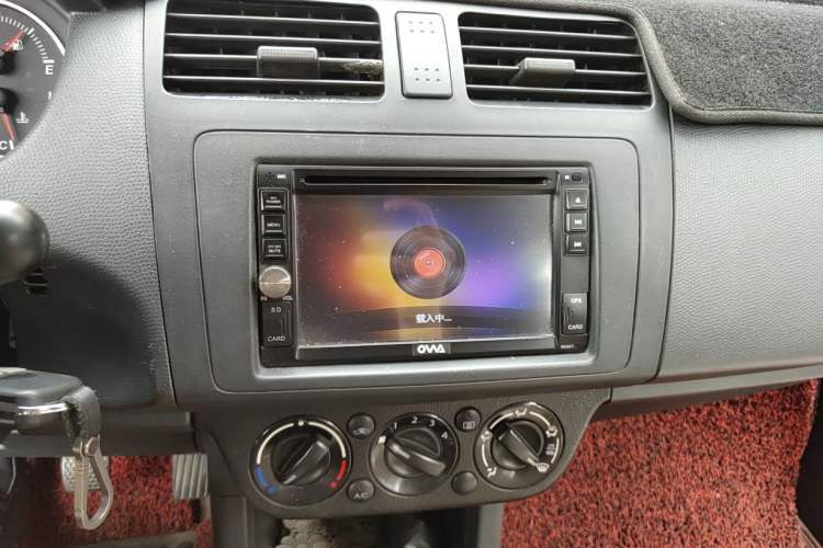 Used Suzuki Swift 2013 1.3L Manual Value Edition Audio And AC Panel