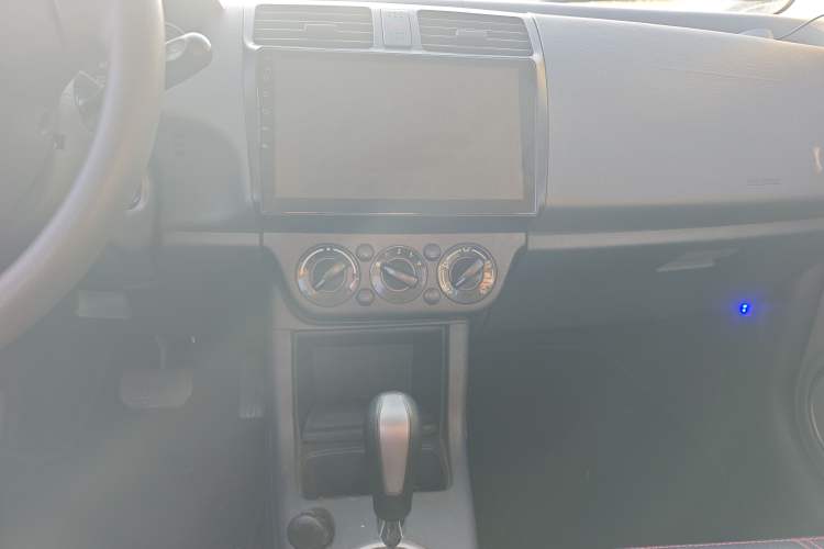 Used Suzuki Swift 2013 1.5L Automatic 20th Anniversary Limited Edition Audio And AC Panel