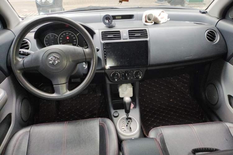 Used Suzuki Swift 2013 1.5L Automatic 20th Anniversary Limited Edition Center Console