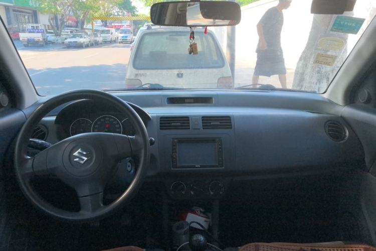 Used Suzuki Swift 2013 1.3L Manual Value Edition Center Console