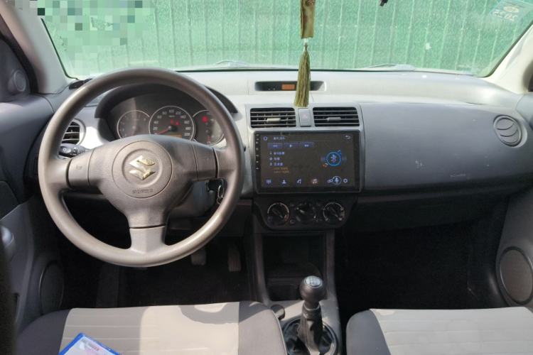 Used Suzuki Swift 2013 1.3L Manual Value Edition Center Console