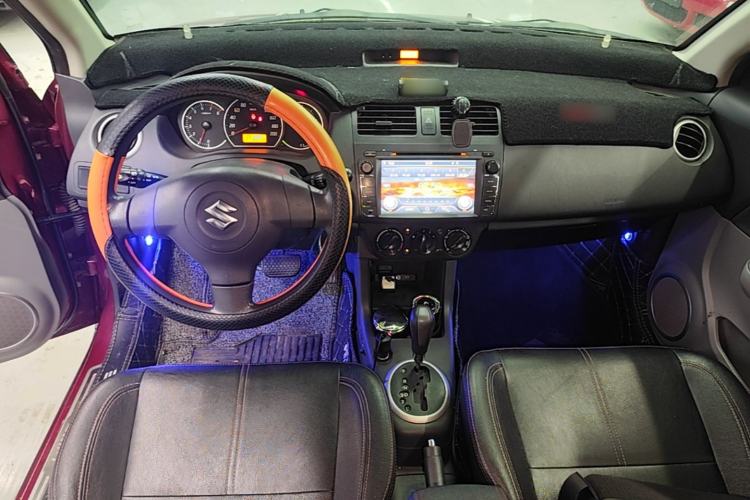 Used Suzuki Swift 2013 1.5L Automatic 20th Anniversary Limited Edition Center Console