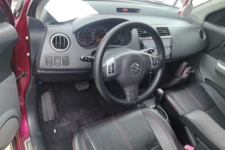 Used Suzuki Swift 2013 1.5L Automatic 20th Anniversary Limited Edition Center Console