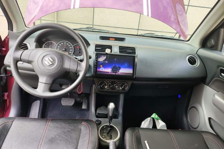 Used Suzuki Swift 2013 1.5L Automatic 20th Anniversary Limited Edition Center Console