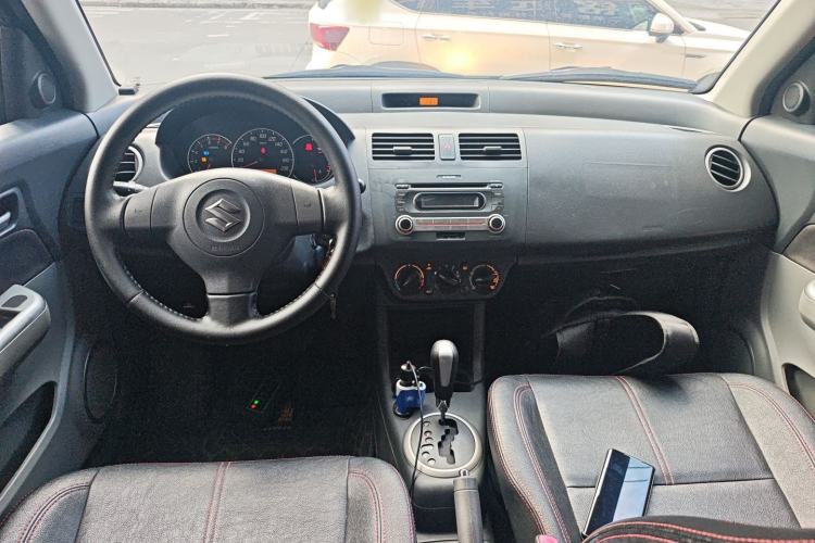 Used Suzuki Swift 2013 1.5L Automatic 20th Anniversary Limited Edition Center Console