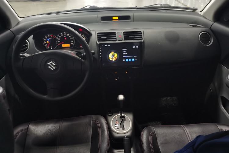 Used Suzuki Swift 2013 1.5L Automatic 20th Anniversary Limited Edition Center Console