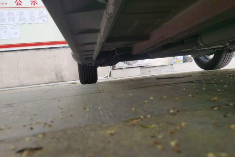 Used Suzuki Swift 2013 1.5L Automatic Standard Edition Chassis Front Right