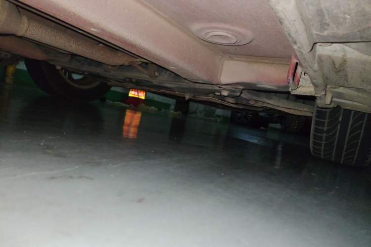 Used Suzuki Swift 2013 1.5L Manual Standard Edition Chassis Front Right