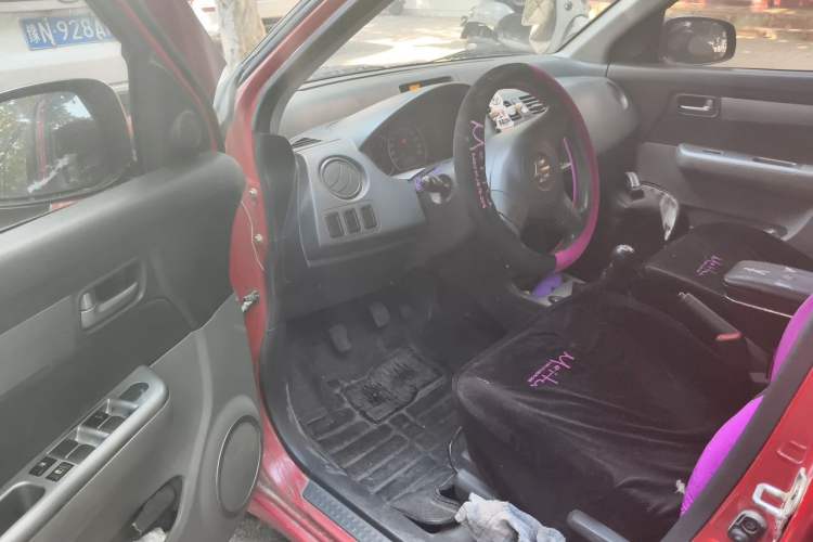 Used Suzuki Swift 2013 1.3L Manual Value Edition Driver Seat