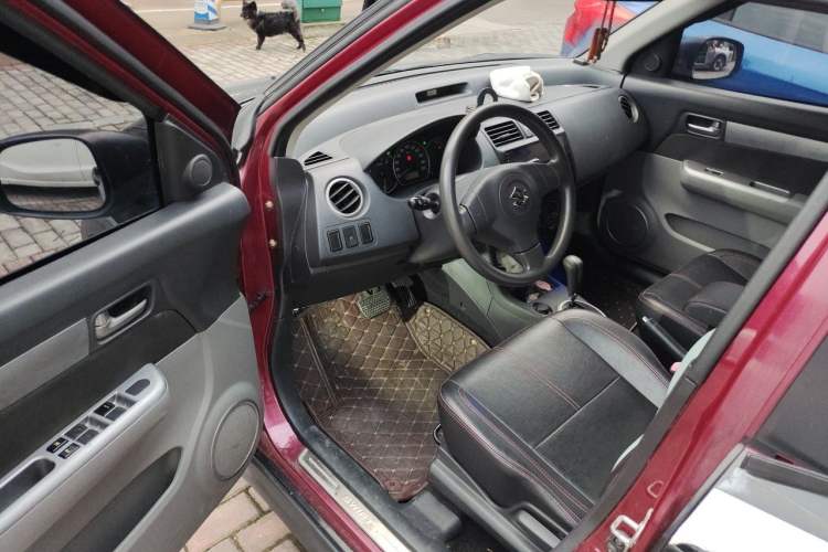 Used Suzuki Swift 2013 1.5L Automatic 20th Anniversary Limited Edition Driver Seat