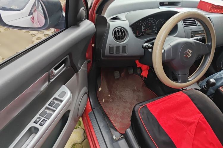 Used Suzuki Swift 2013 1.3L Manual Value Edition Driver Seat