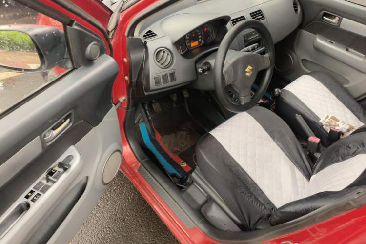 Used Suzuki Swift 2013 1.3L Manual Value Edition Driver Seat