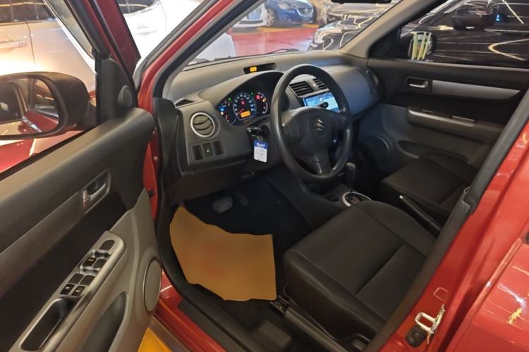 Used Suzuki Swift 2013 1.5L Automatic Standard Edition Driver Seat