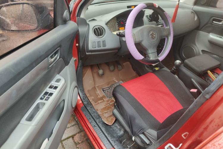 Used Suzuki Swift 2013 1.3L Manual Value Edition Driver Seat