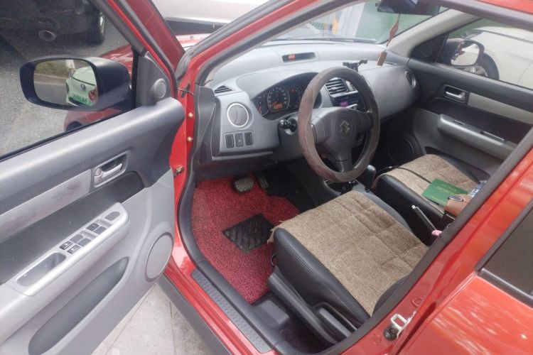 Used Suzuki Swift 2013 1.5L Automatic Standard Edition Driver Seat