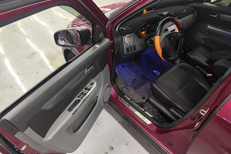 Used Suzuki Swift 2013 1.5L Automatic 20th Anniversary Limited Edition Driver Seat