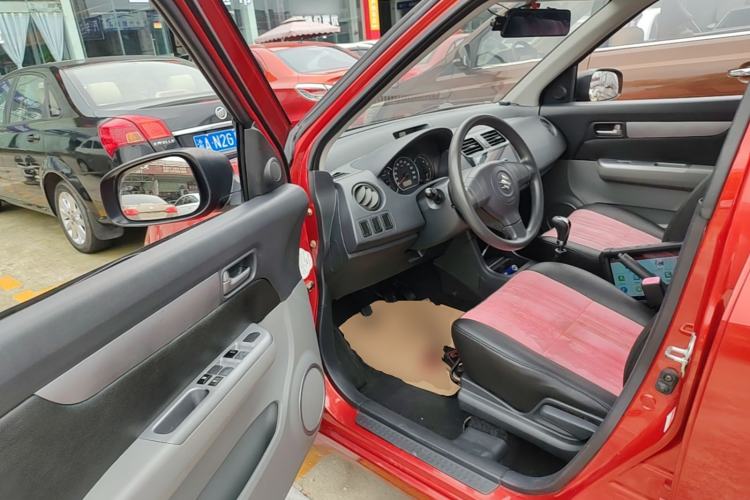 Used Suzuki Swift 2013 1.3L Manual Value Edition Driver Seat