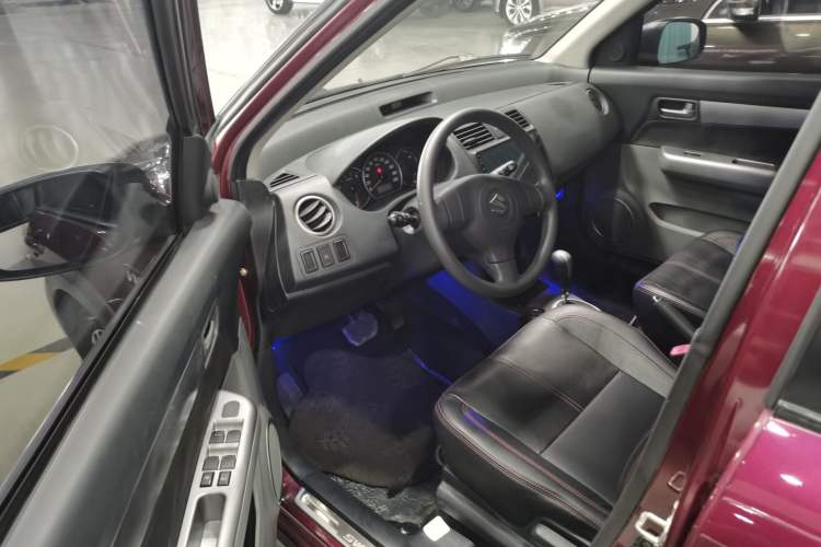 Used Suzuki Swift 2013 1.5L Automatic 20th Anniversary Limited Edition Driver Seat