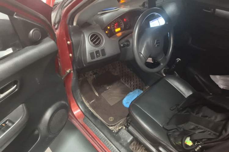 Used Suzuki Swift 2013 1.3L Manual Value Edition Driver Seat