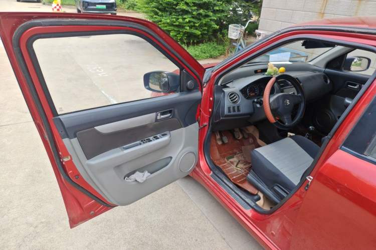 Used Suzuki Swift 2013 1.3L Manual Value Edition Driver Seat