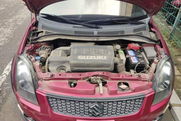 Used Suzuki Swift 2013 1.5L Manual 20th Anniversary Limited Edition Engine Bay