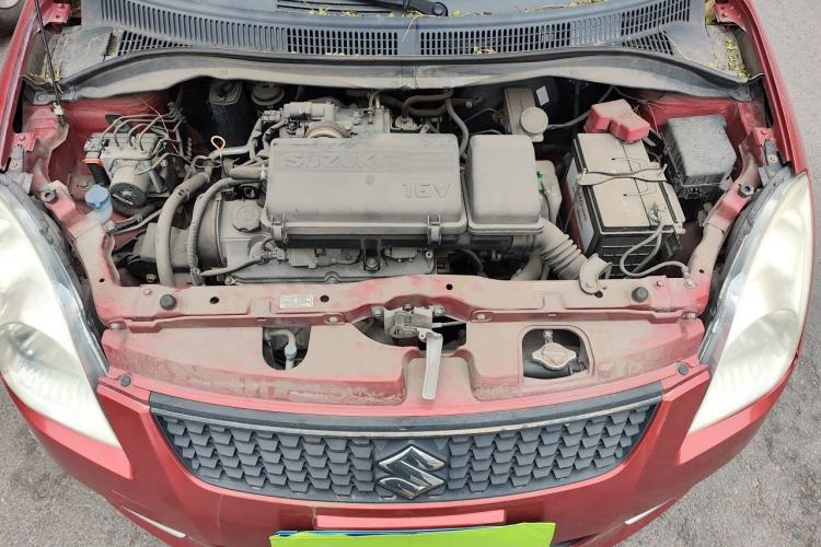 Used Suzuki Swift 2013 1.3L Manual Value Edition Engine Bay