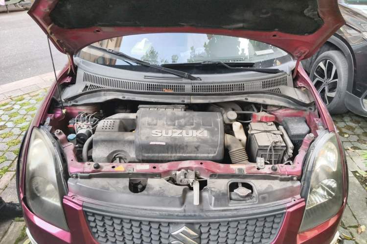 Used Suzuki Swift 2013 1.5L Manual 20th Anniversary Limited Edition Engine Bay