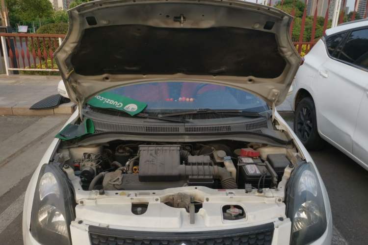 Used Suzuki Swift 2013 1.5L Automatic Standard Edition Engine Bay