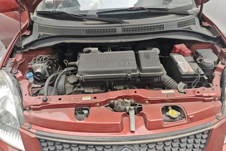 Used Suzuki Swift 2013 1.3L Manual Value Edition Engine Bay