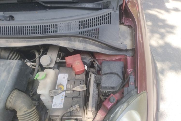 Used Suzuki Swift 2013 1.5L Automatic 20th Anniversary Limited Edition Engine Bay Left