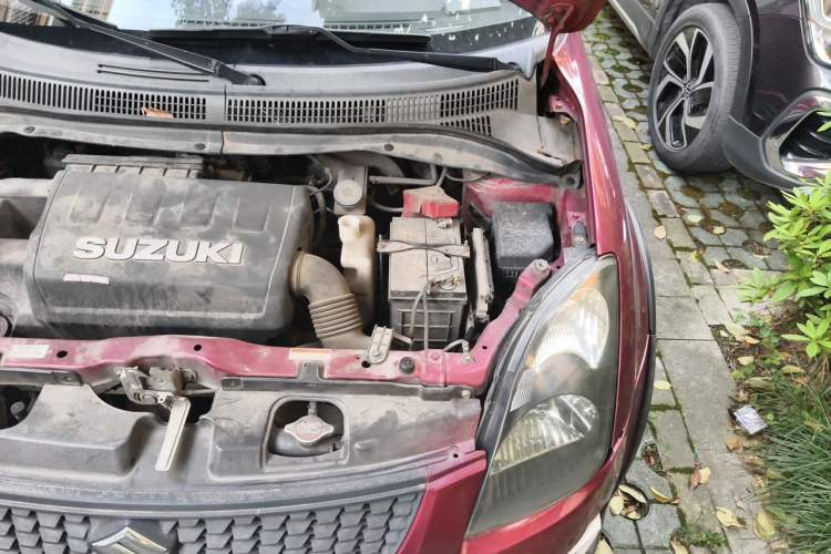 Used Suzuki Swift 2013 1.5L Manual 20th Anniversary Limited Edition Engine Bay Left