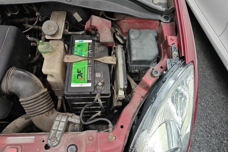 Used Suzuki Swift 2013 1.5L Automatic Standard Edition Engine Bay Left