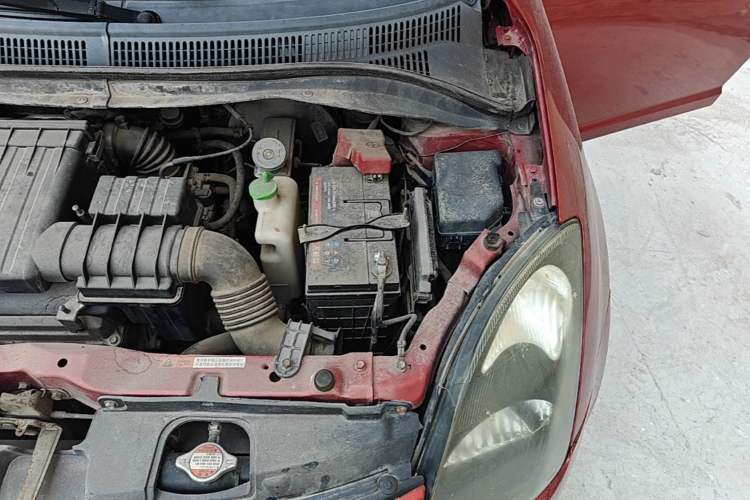 Used Suzuki Swift 2013 1.5L Automatic Standard Edition Engine Bay Left