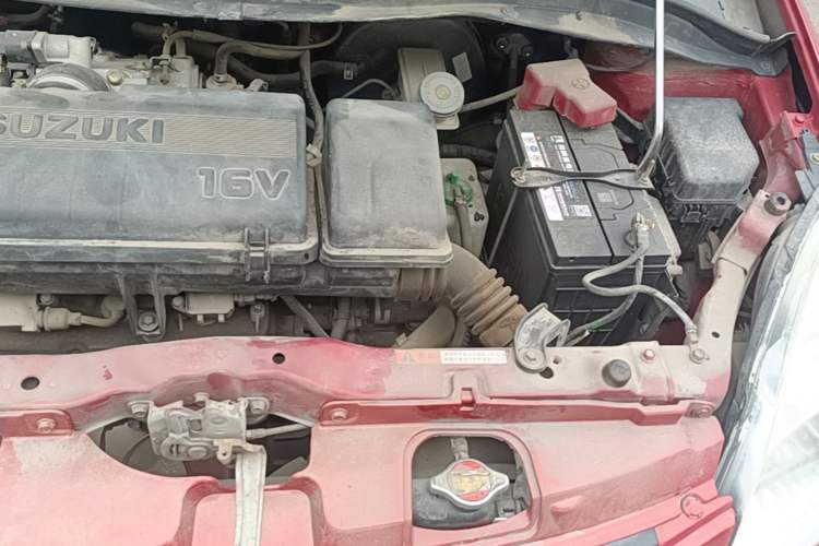 Used Suzuki Swift 2013 1.3L Manual Value Edition Engine Bay Left