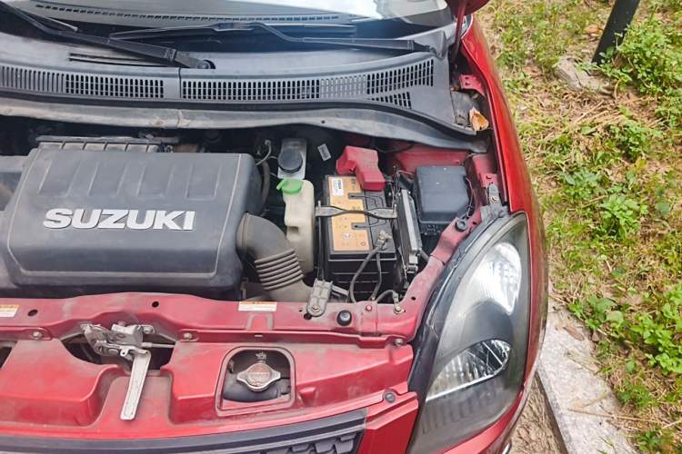 Used Suzuki Swift 2013 1.5L Automatic Standard Edition Engine Bay Left