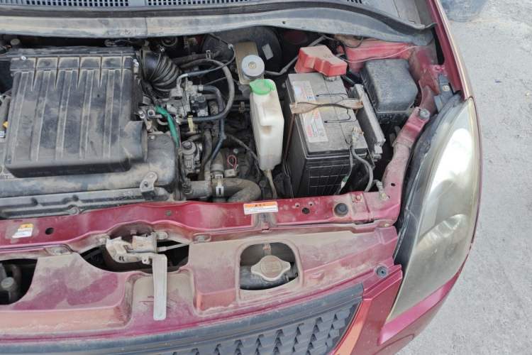Used Suzuki Swift 2013 1.5L Automatic 20th Anniversary Limited Edition Engine Bay Left