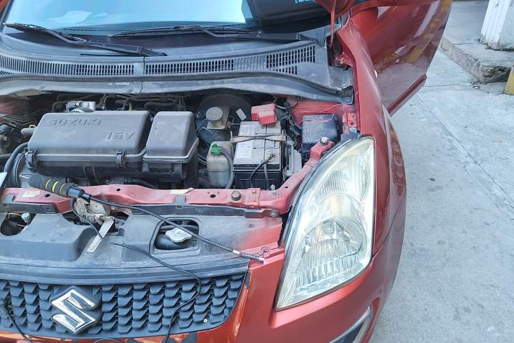 Used Suzuki Swift 2013 1.3L Manual Value Edition Engine Bay Left