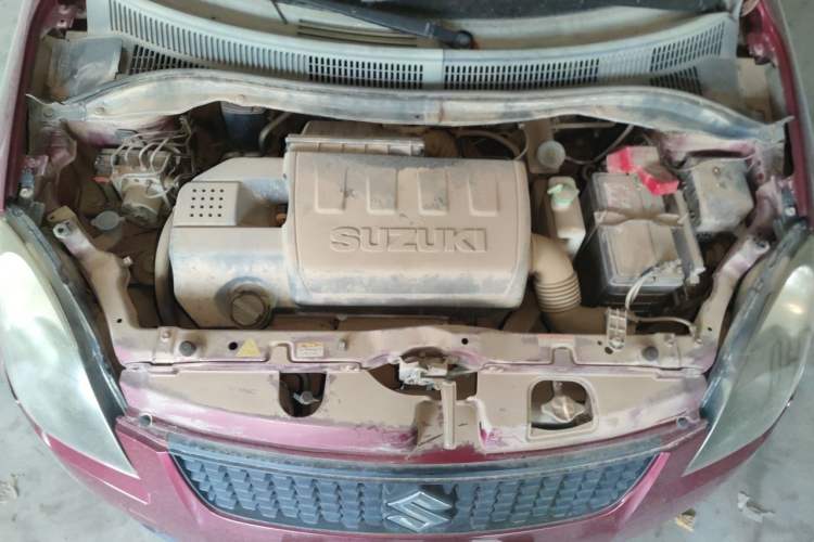 Used Suzuki Swift 2013 1.5L Manual 20th Anniversary Limited Edition Engine Bay