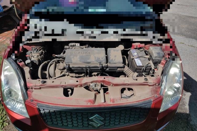 Used Suzuki Swift 2013 1.3L Manual Value Edition Engine Bay
