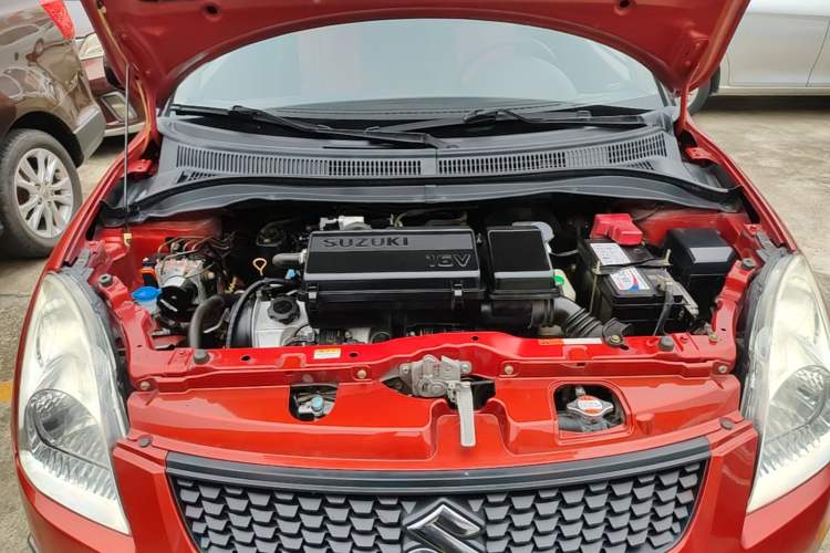 Used Suzuki Swift 2013 1.3L Manual Value Edition Engine Bay