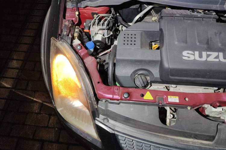 Used Suzuki Swift 2013 1.5L Automatic 20th Anniversary Limited Edition Engine Bay Right