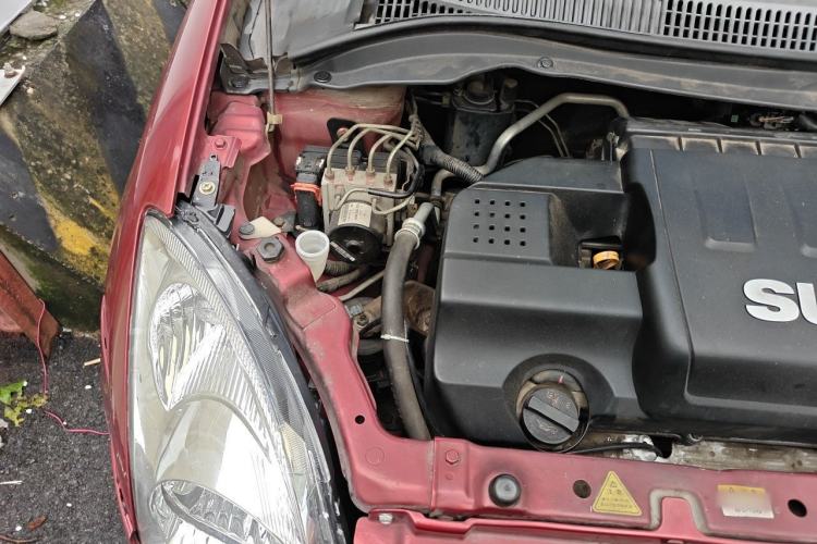 Used Suzuki Swift 2013 1.5L Automatic Standard Edition Engine Bay Right