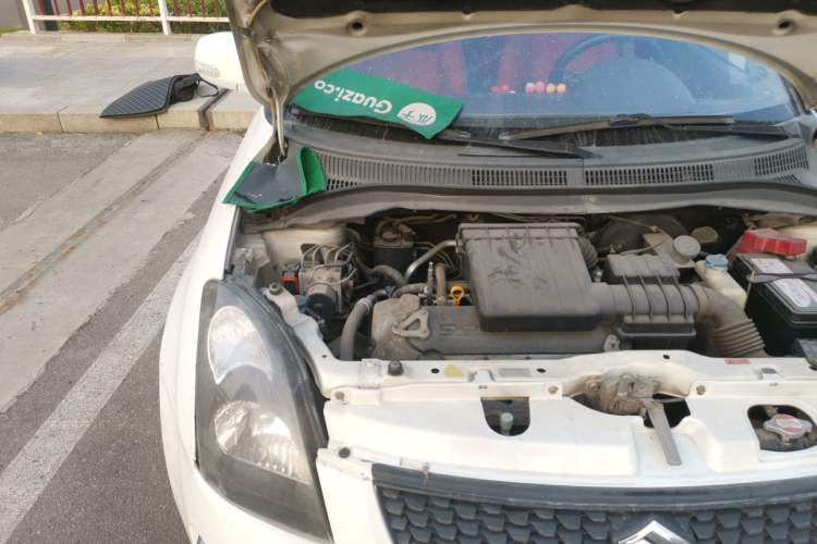 Used Suzuki Swift 2013 1.5L Automatic Standard Edition Engine Bay Right