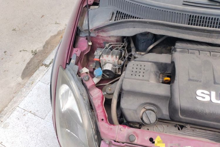 Used Suzuki Swift 2013 1.5L Automatic Sport Edition Engine Bay Right
