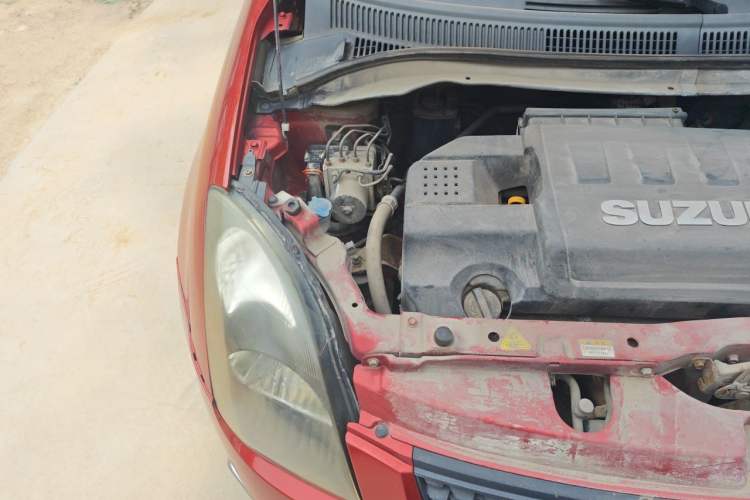 Used Suzuki Swift 2013 1.5L Manual Standard Edition Engine Bay Right
